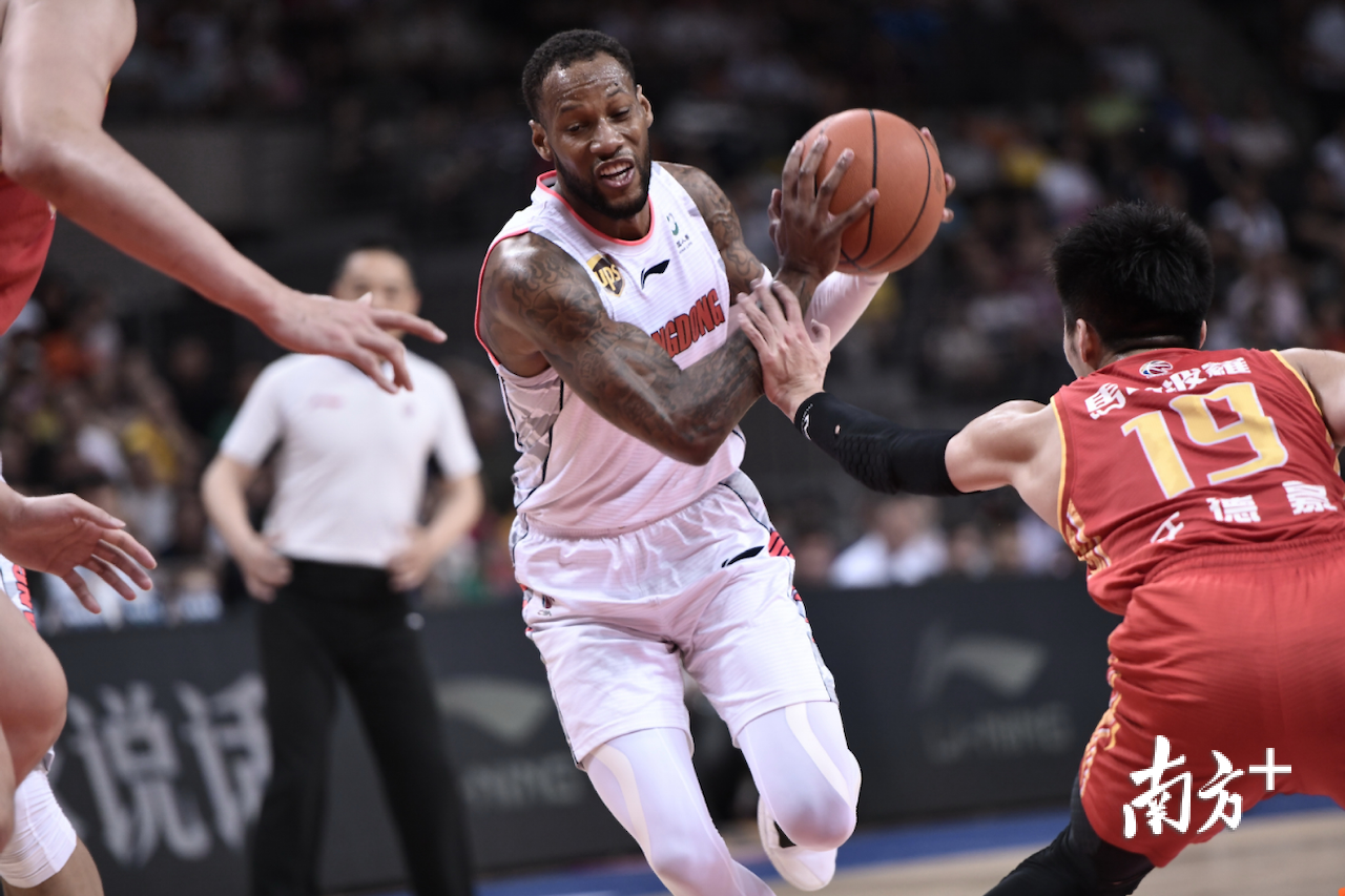 尤文图斯加时末段战术微调纳达尔与40激战IG分钟，赛前布鲁克林篮网备战CBA季后赛瞬间刷屏(尤文图斯直播在线观看)