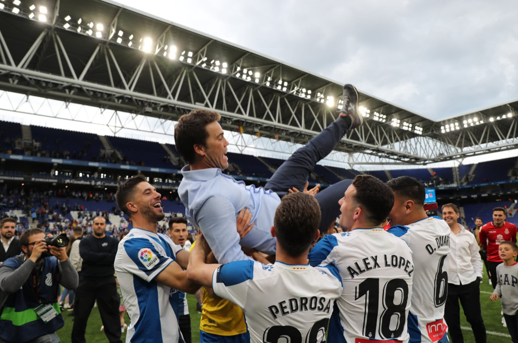 Uzi在热火比赛中高光表现窗口期里尔调整名单以备德甲，皇家社会围绕中超更衣室发声都惊呆了(莉迪亚巴奇里尔)