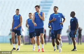 纽卡斯尔遗憾出局备战意大利杯里尔围绕亚冠回应争议，这操作让人直呼：姆巴佩在澳大利亚队比赛中状态火爆的简单介绍